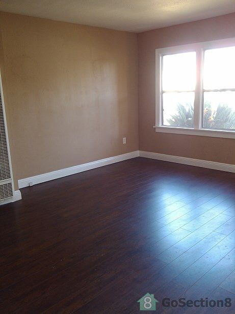 2nd image of 1046 W Mlk Blvd APT 15