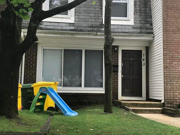 2nd image of 143 Williamsburg Ln