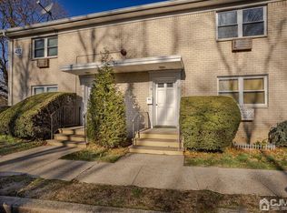 402 Cranbury Rd APT 13, East Brunswick, NJ 08816