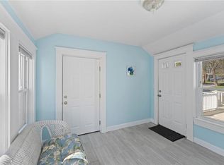 31 Walter St #1, Barrington, RI 02806