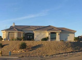 2897 Country Hills Rd, Bullhead City, AZ 86442