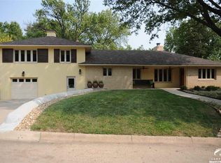 1506 Crescent Rd, Lawrence, KS 66044