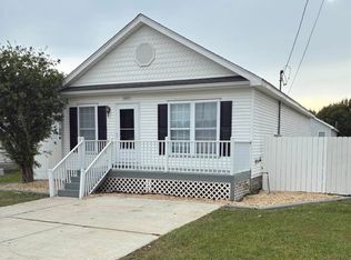 5321 Yellow Bluff Rd, Pensacola, FL 32507