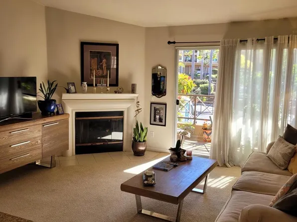 3100 Sello Ln Unit 63, Carlsbad, CA 92009