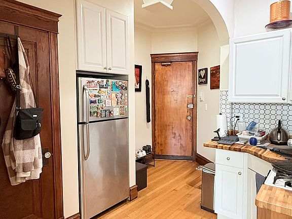 4th image of 3938 N Ashland Ave APT 2F