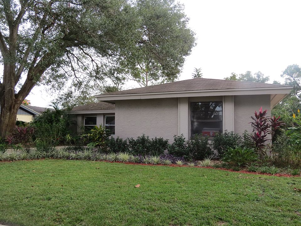 1st image of 1940 Heathwood Dr