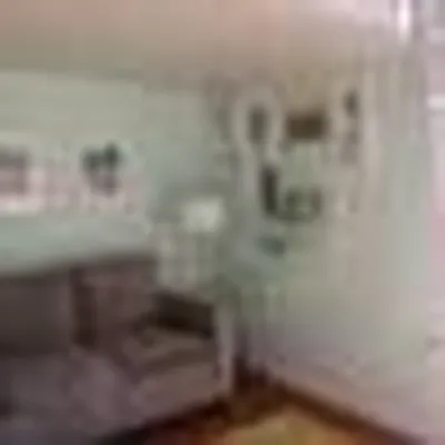 Rented by Lyn Singleton LREB | media 14