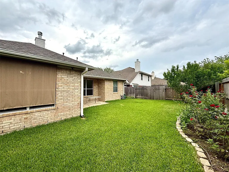 5610 Gaffney Ln — Photo 26