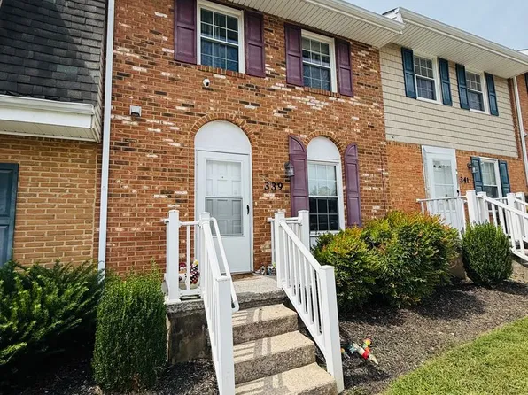 339 New Kent Rd, Blacksburg, VA 24060