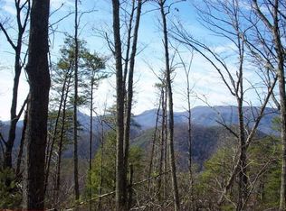 577 Middle Creek Rd, Cosby, TN 37722