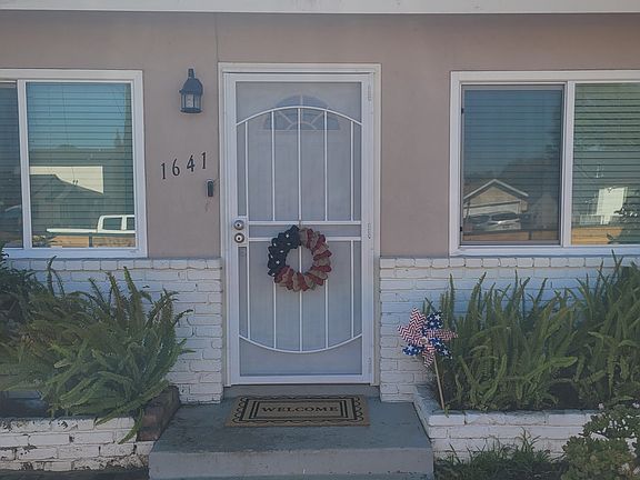 3rd image of 1641 Evergreen Ave