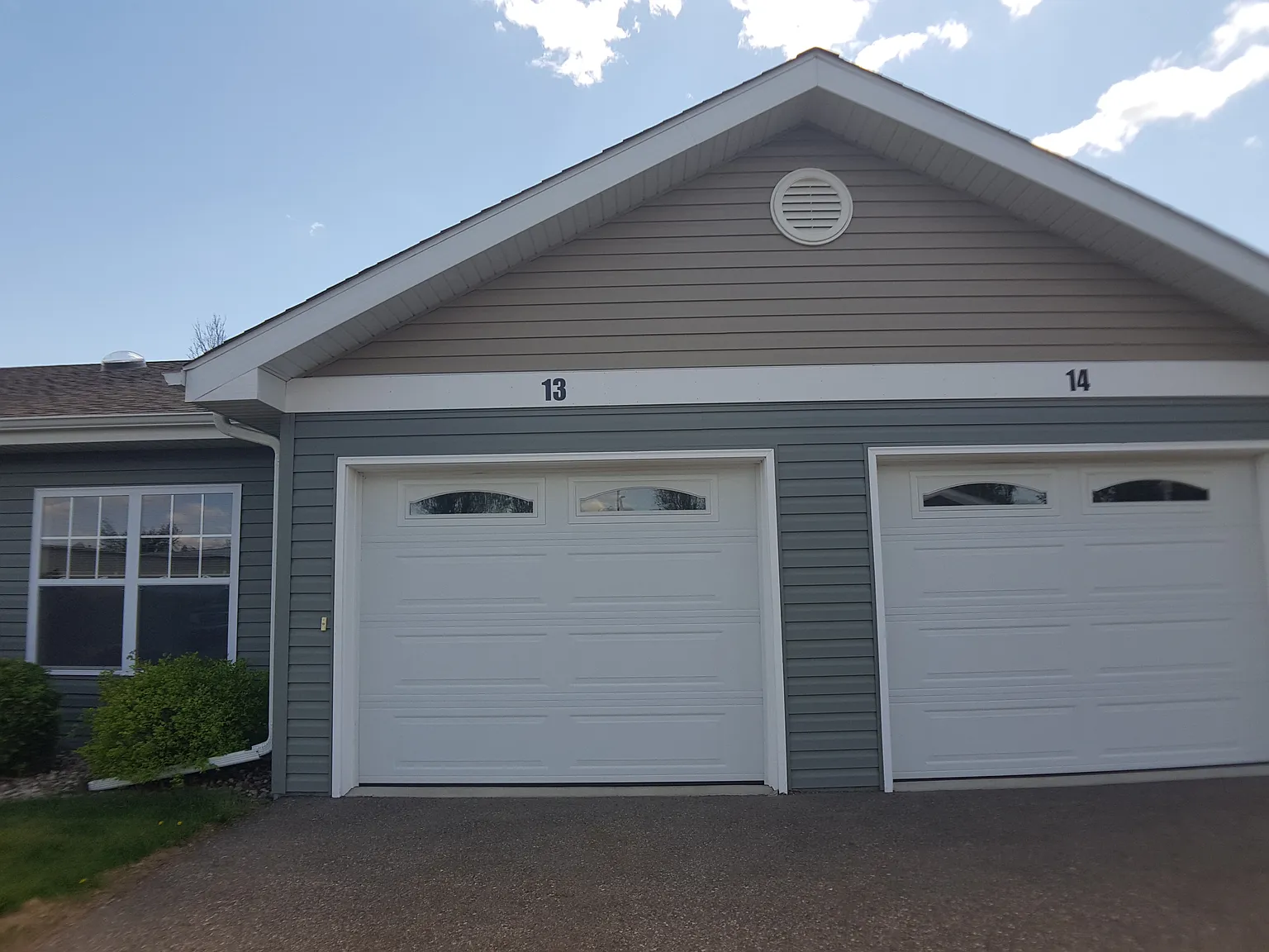 2 bed, 930 sqft, $800 — Photo 3