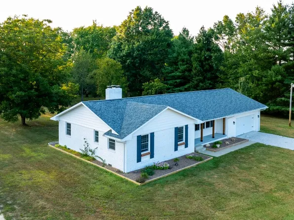 8763 Bridgeport Rd, Bridgeport, IL 62417