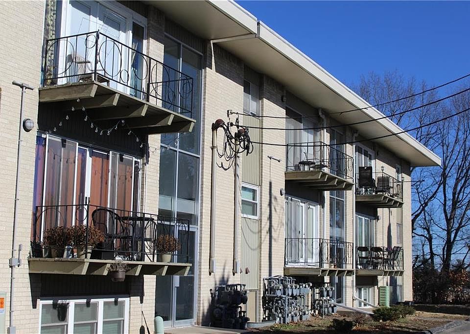 Pembroke Garden Condominiums Saint Joseph, MO Zillow