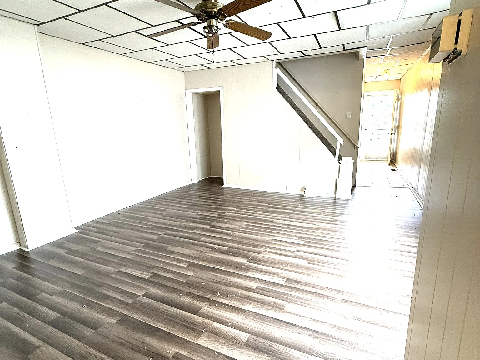 3 bed, 900 sqft, $1,250 — Photo 3