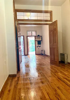 Rented by Apple Exclusive Realty Inc | media 34