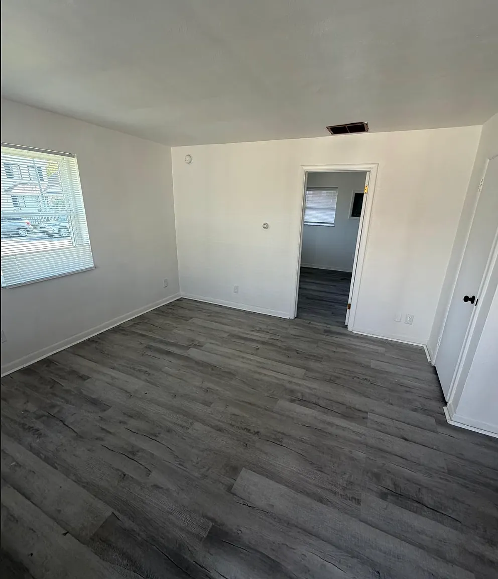 1 bed, 550 sqft, $725 — Photo 3