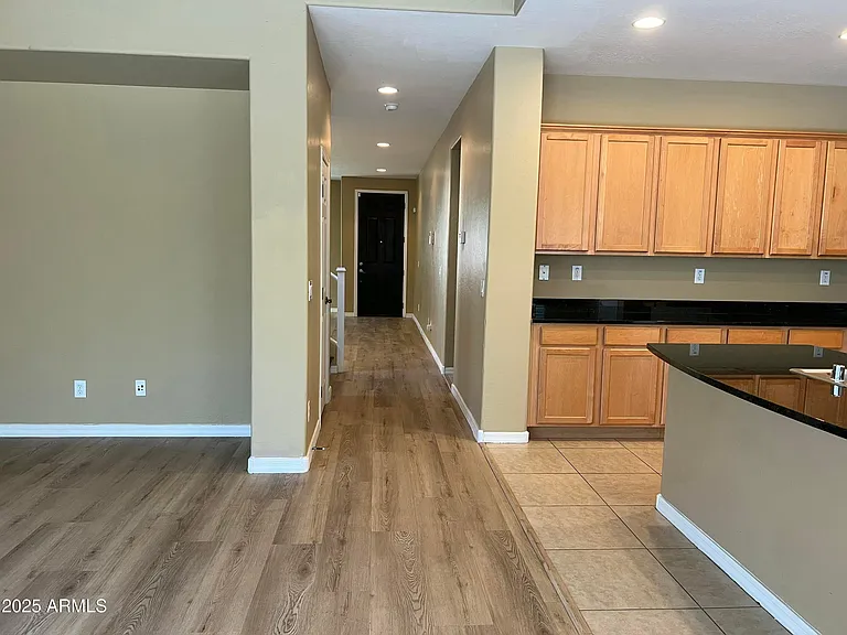 6734 W Blackstone Ln — Photo 7