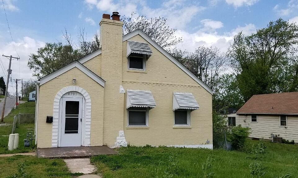 1st image of 4701 Irving Ave