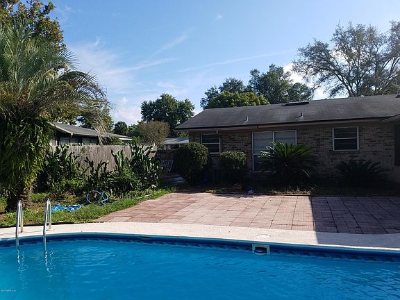 4th image of 2314 Oakdale Dr E