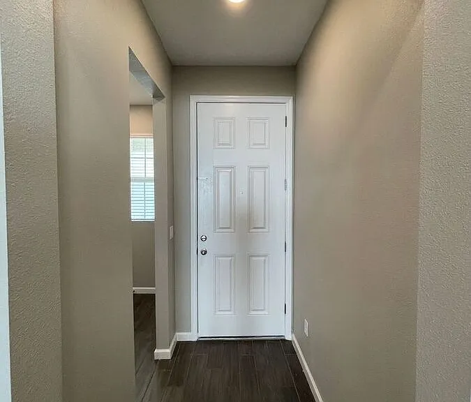 824 Blue Creek Dr — Photo 28