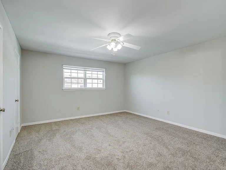 9495 Fondren Rd — Photo 16