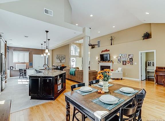 4th image of 5269 Queen Bishop Ln