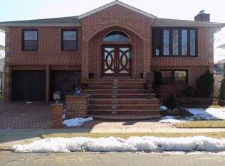 794 Imperial Dr, Baldwin, NY 11510
