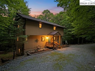 311 Pine Ridge Road, Banner Elk, NC, 28604