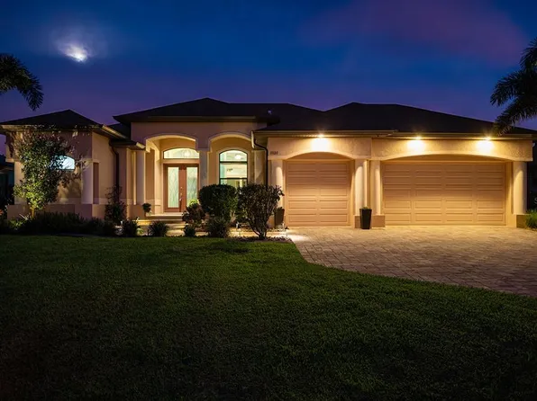 1131 Rotonda Cir, Rotonda West, FL 33947
