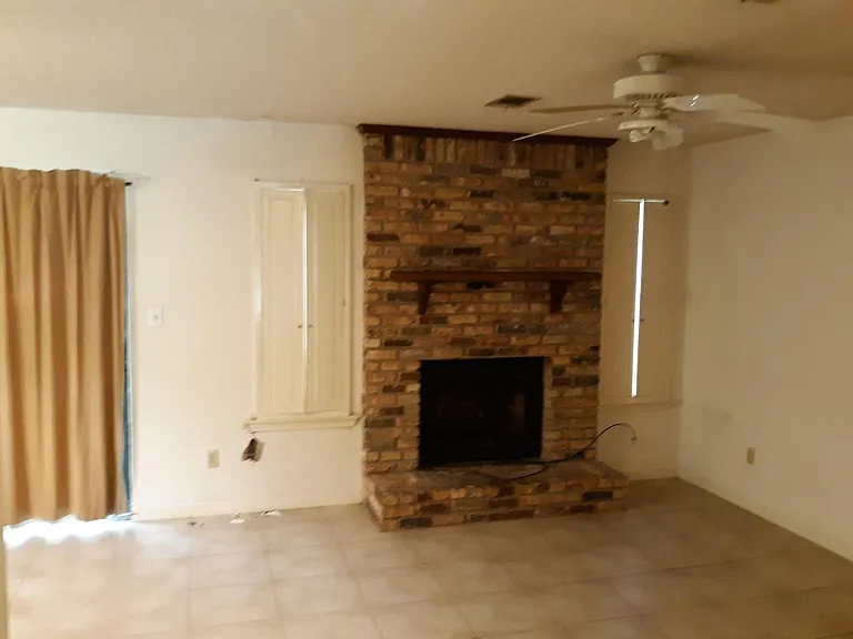 6183 Alicia Dr — Photo 10