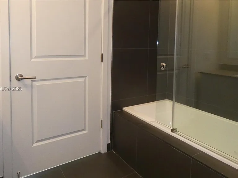 1600 NE 1st Ave #1815 — Photo 10