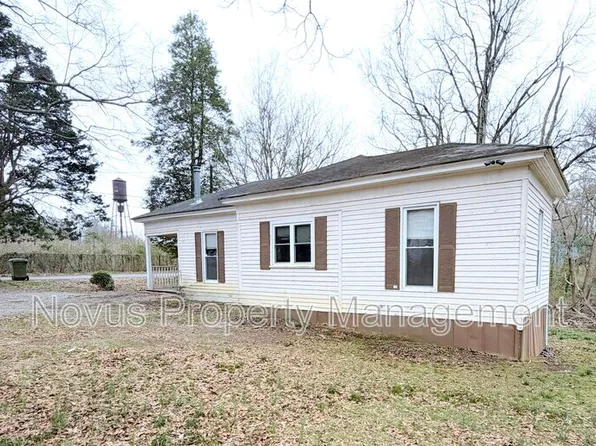 222 1st St, Carrollton, GA 30117