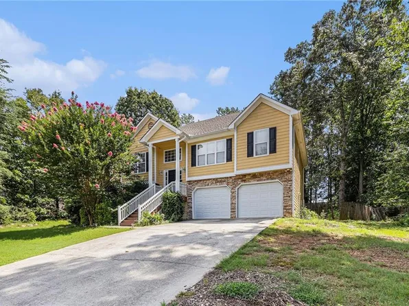 5940 Seven Oaks Dr, Powder Springs, GA 30127