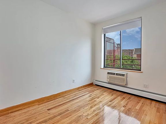 5th image of 1794 3rd Ave APT 6A