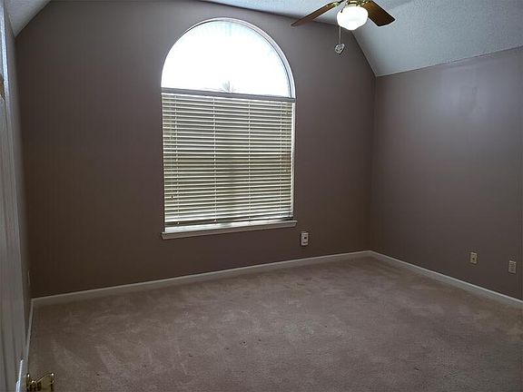 5th image of 1873 Winship Dr