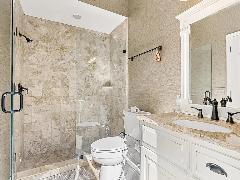 542 N Cypress Dr — Photo 26