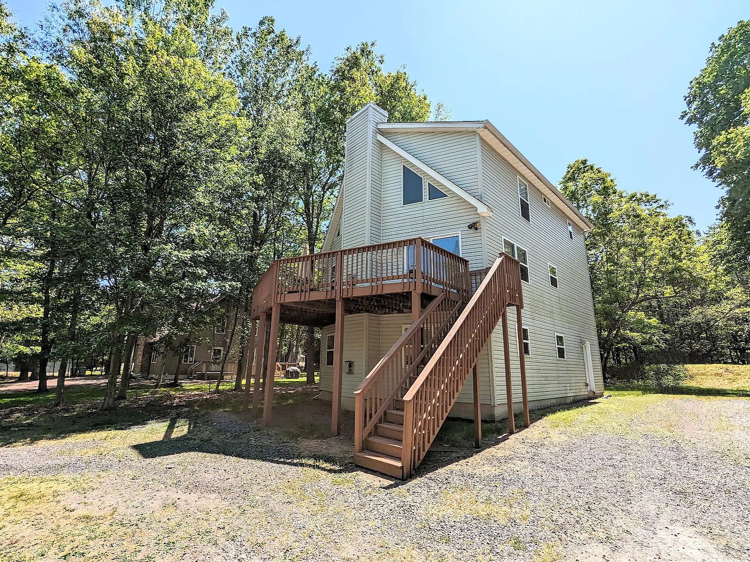 4 bed, 2540 sqft, $2,295 — Photo 1
