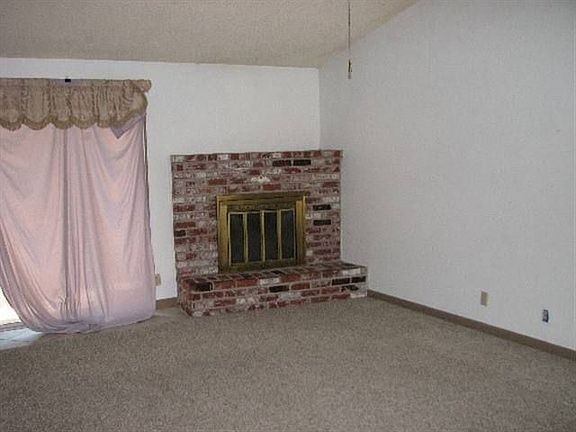 2nd image of 1680 Sandpiper Dr