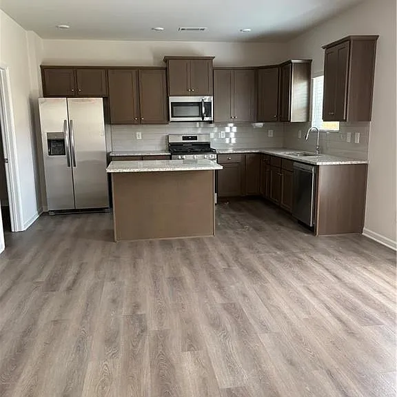 153 Bloomfield Cir — Photo 5