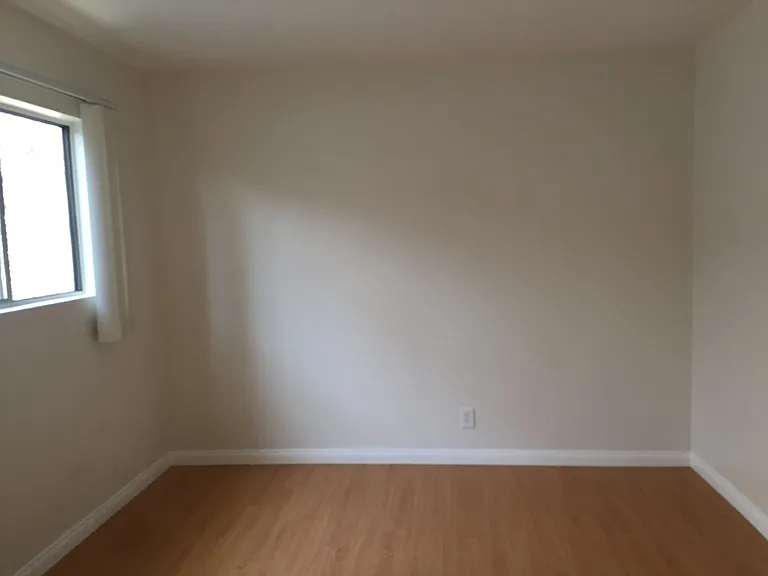 3741 Vinton Ave #5 — Photo 10