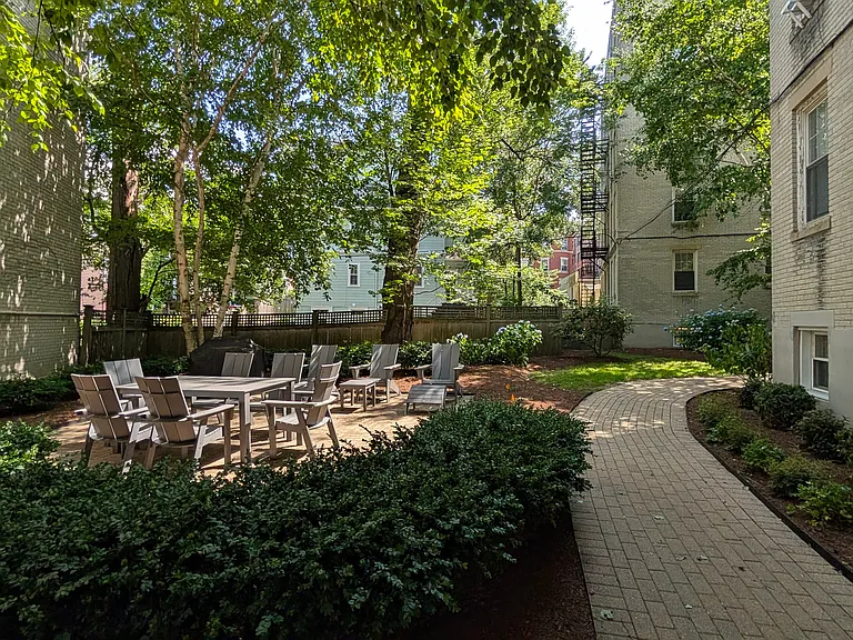 1868 Commonwealth Ave #27 — Photo 27