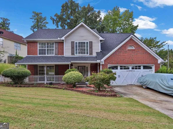 3245 Shady Woods Cir, Lawrenceville, GA 30044