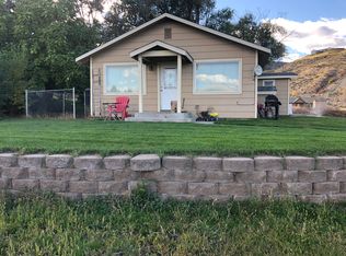 1 Freedom Rd, Tonasket, WA 98855