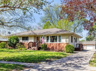 4114 Lower Beaver Rd, Des Moines, IA 50310