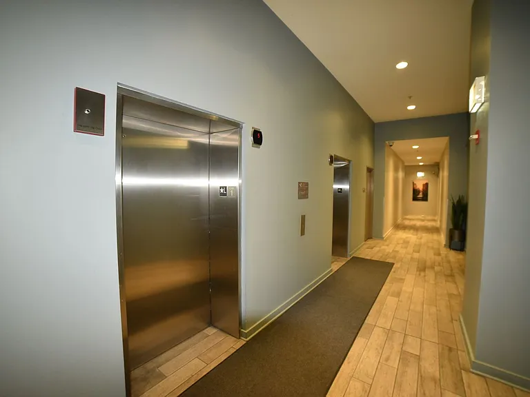 225 S Sangamon St #701 — Photo 13