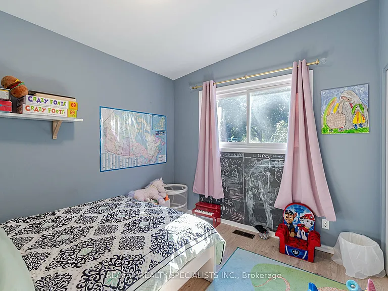 22 Balmoral Dr — Photo 20