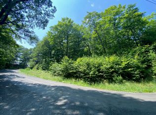 96-97 N Shore Rd, Greenville, ME 04441