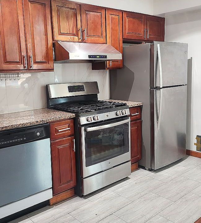 1st image of 148 Madison St APT 5H