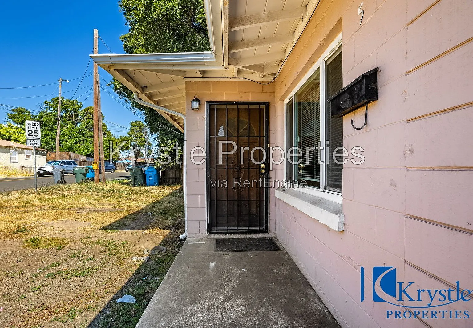 2 bed, 1.0 bath, 796 sqft, $1,850 — Photo 2